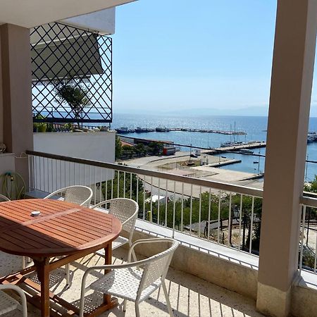 Elena'S Apartments Неа Миханиона Екстериор снимка
